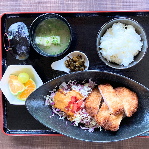 とんかつ定食
